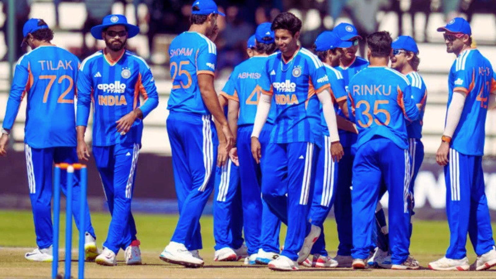 Team India: বৃষ্টির দাপটে হল না একটি কোয়ার্টার ফাইনালও, সেমিতে কাদের সামনে শ্রেয়সরা?