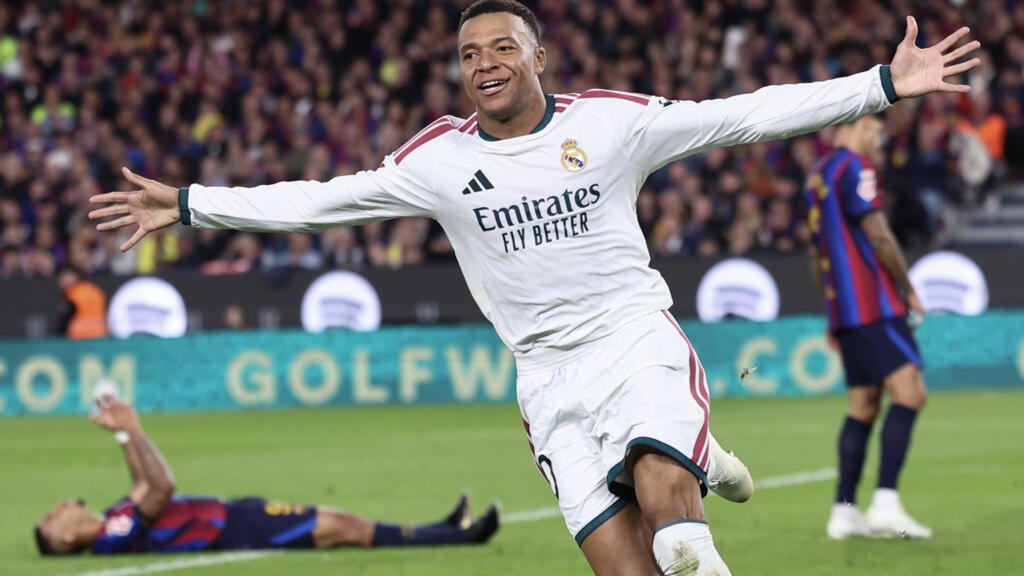 Real Madrid: এমবাপের জোড়া গোলে এল ক্লাসিকোয় রিয়ালের জয়