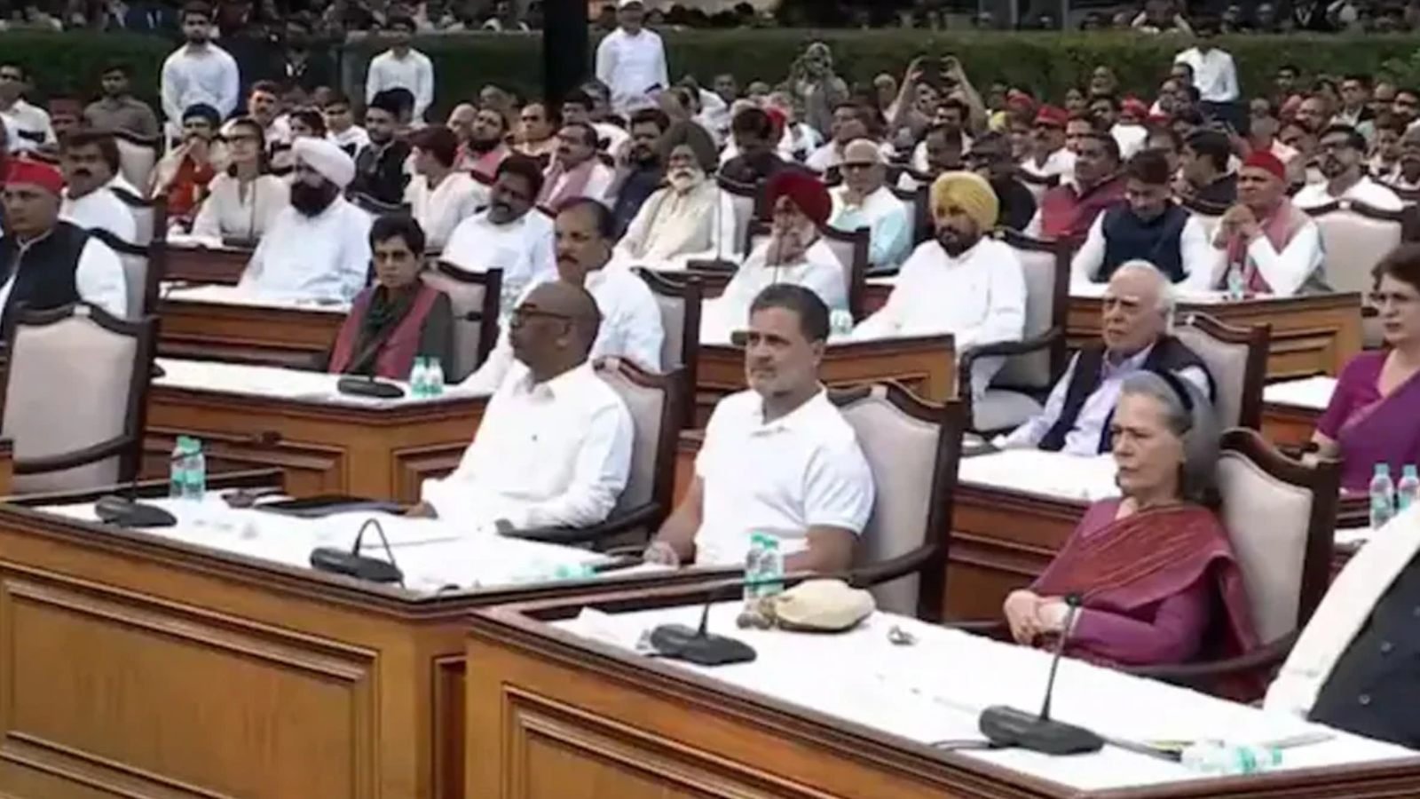জ্ঞানেশ ইস্যুতে ‘পাবলিক ইমপিচমেন্ট’ কর্মসূচি ইন্ডিয়া জোটের, হাজির রাহুল-সোনিয়া
