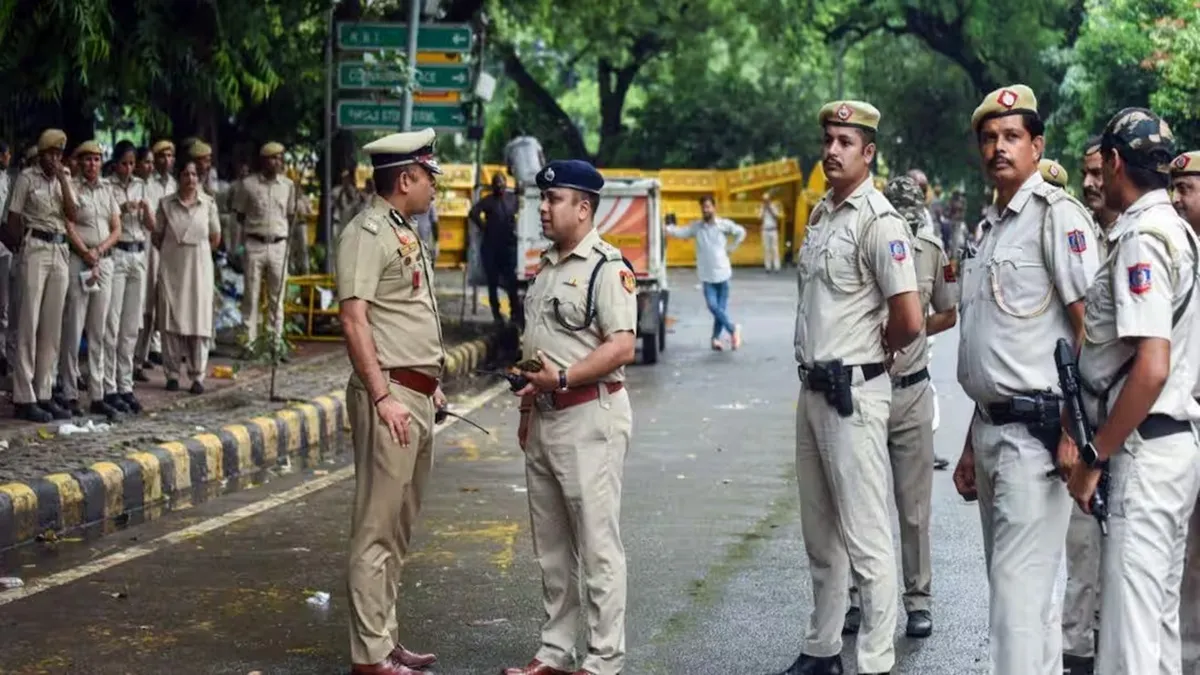 Delhi: নয়াদিল্লিতে ৪ কিলোমিটার এলাকায় বন্ধ ইন্টারনেট পরিষেবা, নির্দেশ স্বরাষ্ট্র মন্ত্রকের