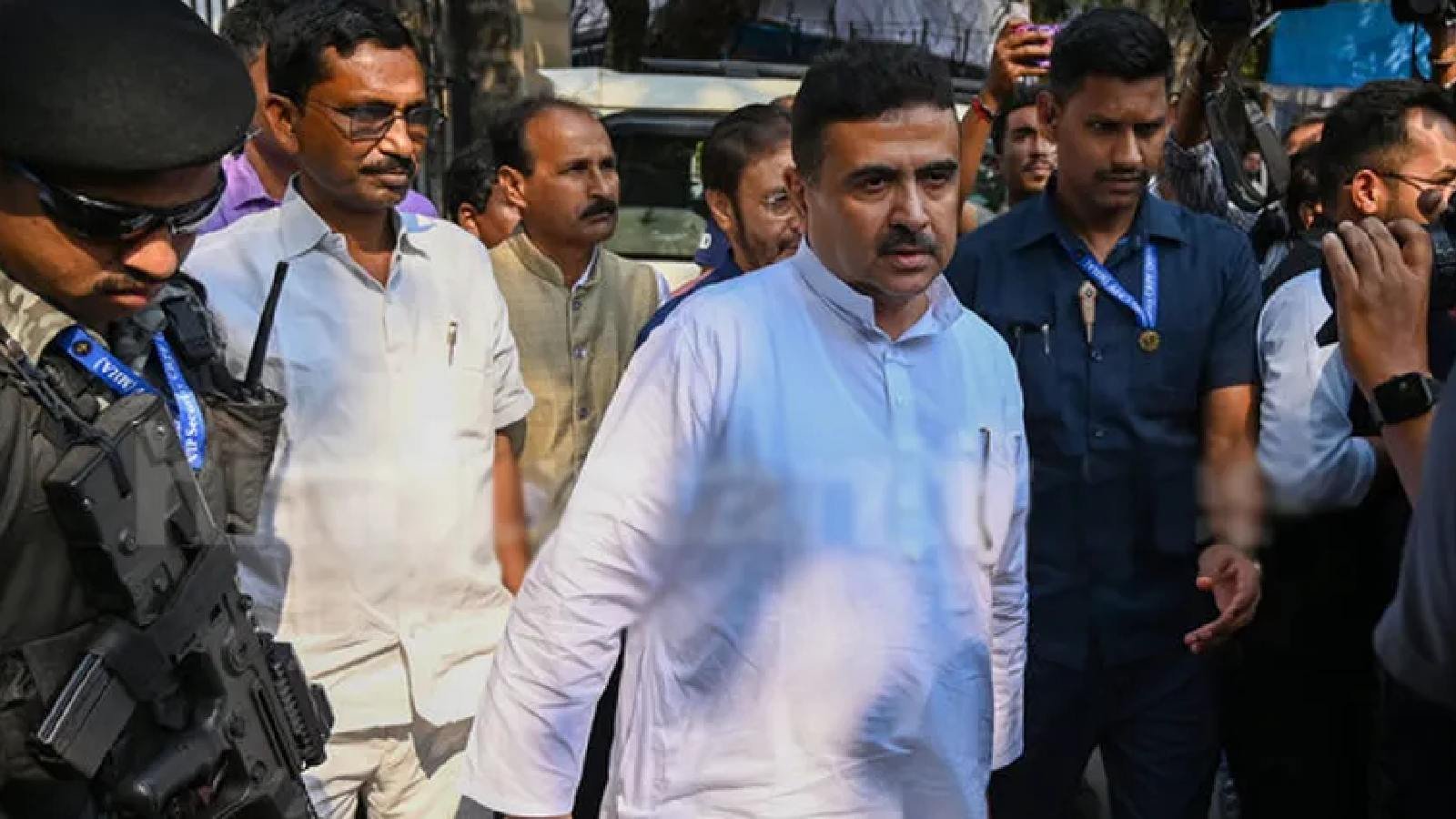 একই বুথে ভোটার মুখ্যমন্ত্রী! নন্দীগ্রামে শুভেন্দুর ভোট ঘিরে সকাল থেকেই বাড়তি উন্মাদনা