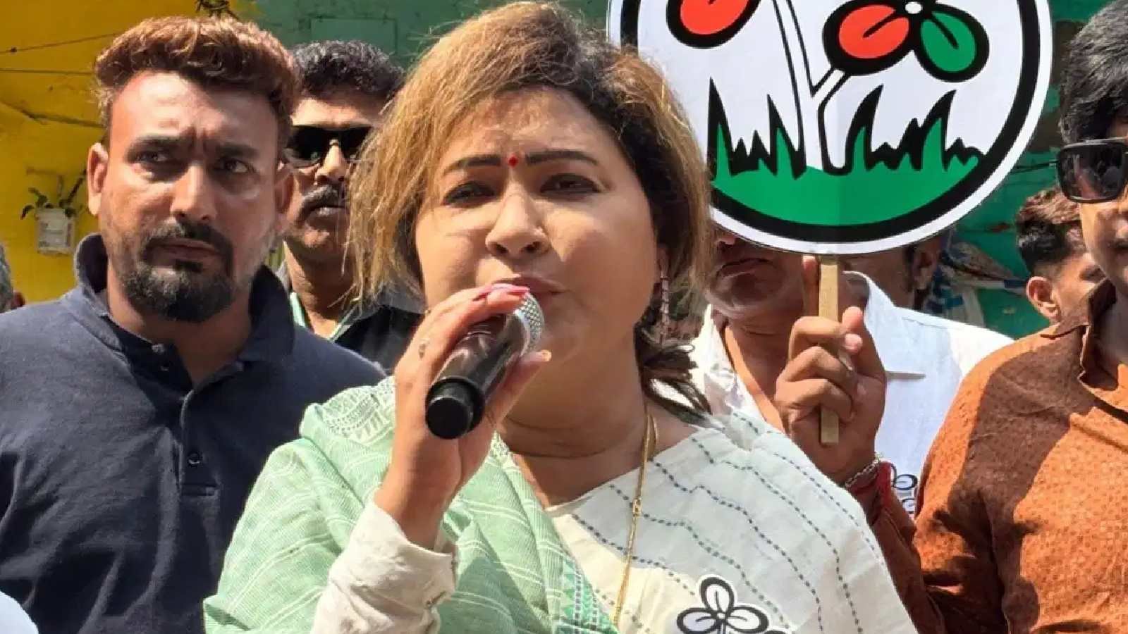 Nayna Bandyopadhyay: মমতার হাত ছাড়ছেন নয়নাও? শাহের সাক্ষাৎ ঘিরে বাড়ছে জল্পনা