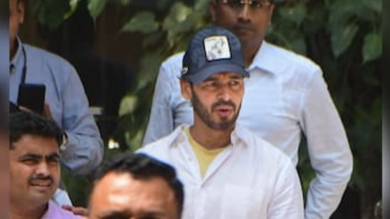 নদী নিয়ে ৬৫ কোটি টাকার দুর্নীতি! গ্রেফতার অভিনেতা Dino Morea