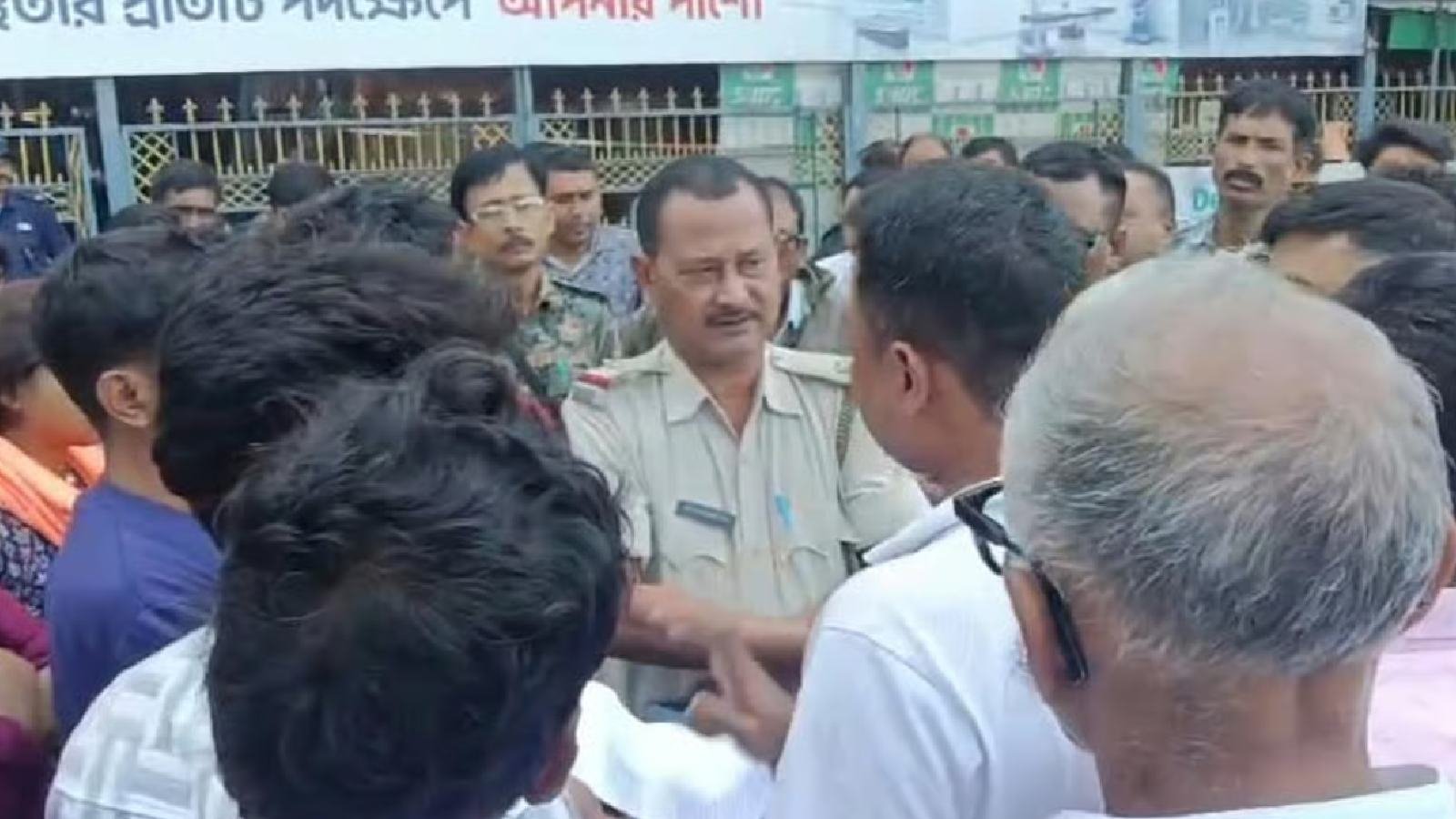 চিকিৎসার গাফিলতিতে রোগীর মৃত্যুর অভিযোগ, উত্তপ্ত কোচবিহারের নার্সিংহোম