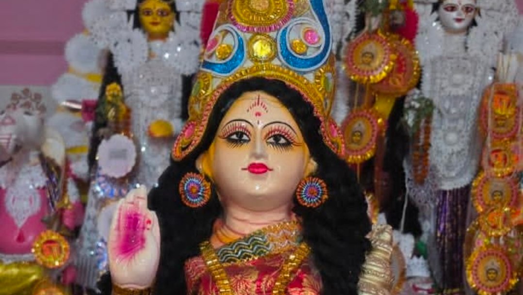 Kojagari Lakshmi Puja : ৬ বিশেষ ভোগ ছাড়া অসম্পূর্ণ লক্ষীপুজো।