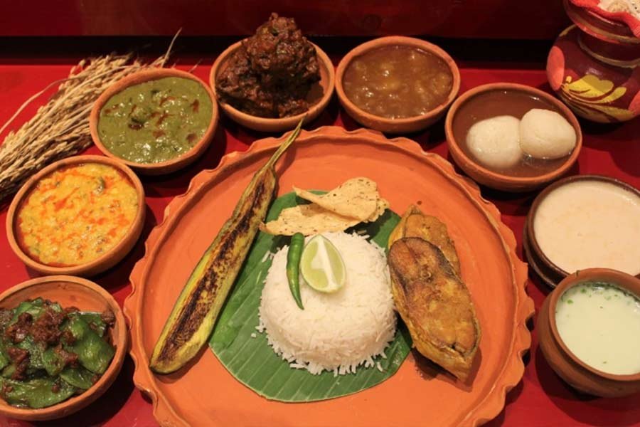 পুজোর ভোজে বাঙালি পদ, বাড়িতেই বানিয়ে ফেলুন পাঁচ রকমের সুস্বাদু খাবার