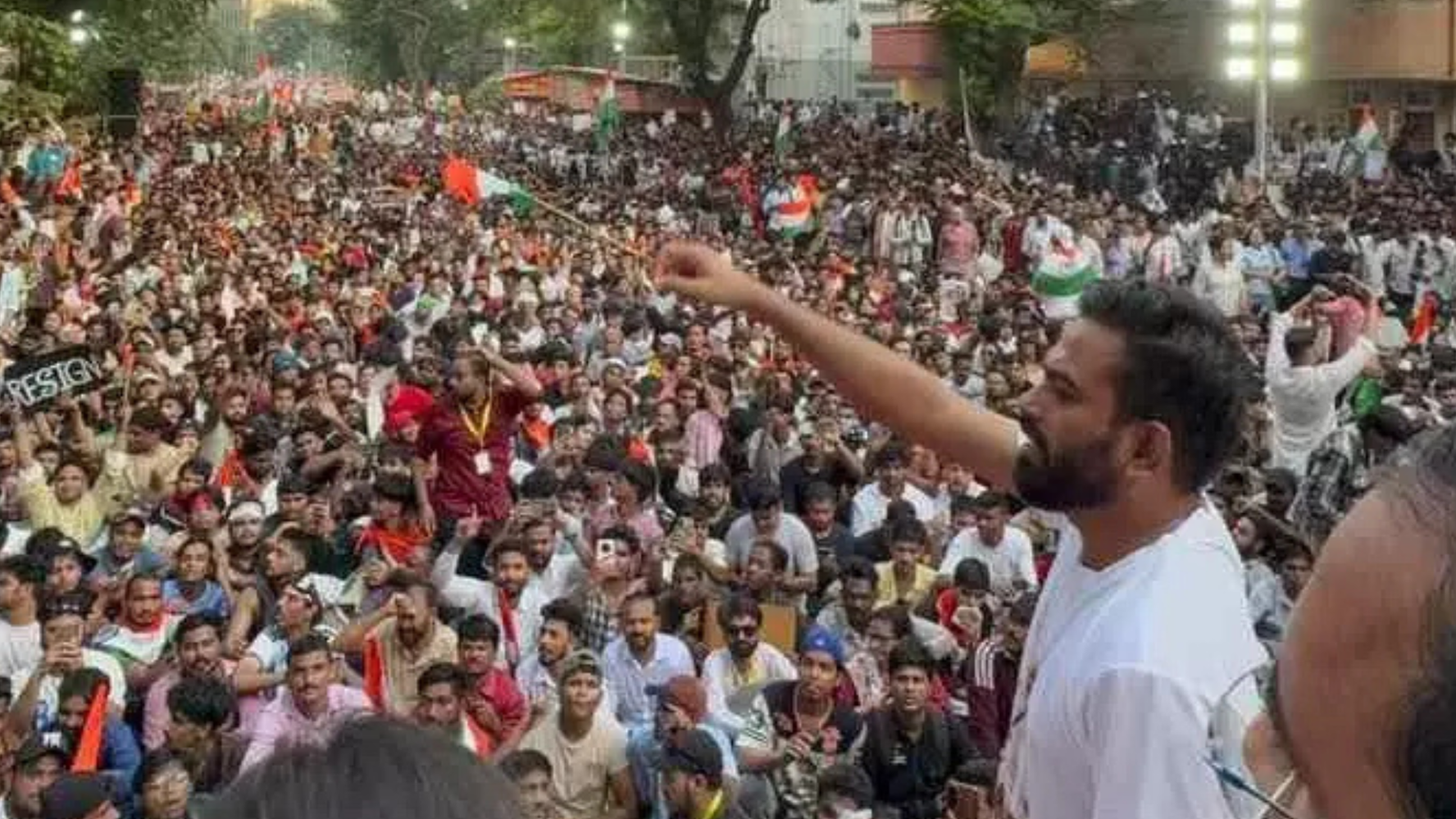 CJP Protest: মর্মান্তিক ঘটনা শিবাজি পার্কে! ককরোচদের প্রতিবাদে যোগ দিয়ে আচমকাই মৃত্যু বৃদ্ধের