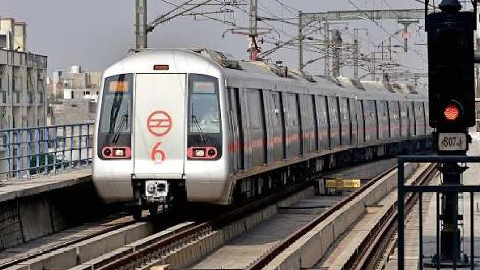 Delhi Metro: যাত্রীদের জন্য স্বস্তির খবর, দিল্লিতে খুলল সমস্ত স্টেশনের প্রবেশ ও প্রস্থানের গেট